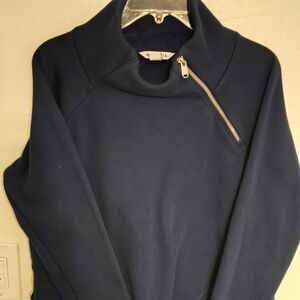 Athleta Women's Navy and Blue Jumper